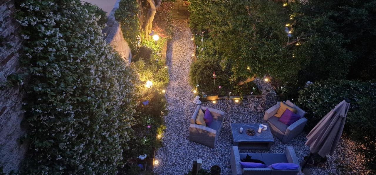 Monica Appartamento Con Giardino Al Ponte Vecchio Florencia Exterior foto
