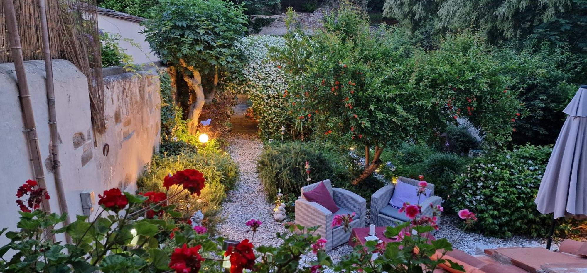 Monica Appartamento Con Giardino Al Ponte Vecchio Florencia Exterior foto